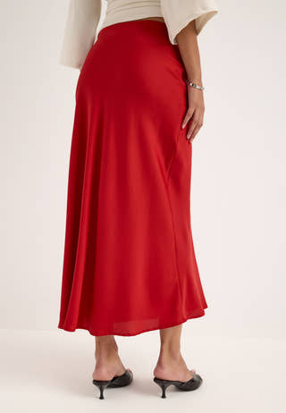 Viellette Hw Midi Skirt Red