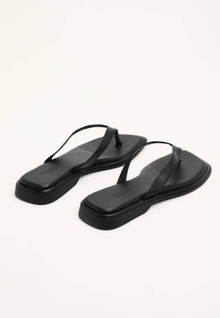 Izzy Sandal Flats