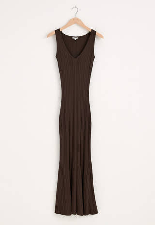 Knitted V-neck Dress Brown