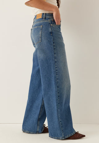 Mid Wide Jeans
