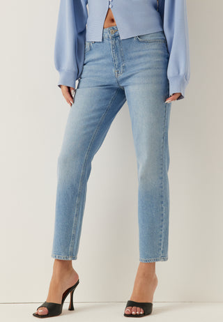 Slim Ankle Jeans