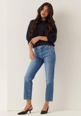 Slim Ankle Jeans