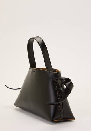 724261-0001-00ONE_055