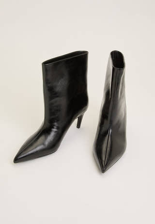 Pointy Boot Black