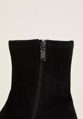 Checklist Heeled Bootie Black