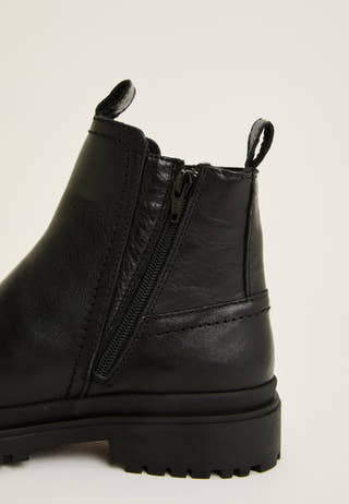 Mount Verdi Zip Leather Boot Black