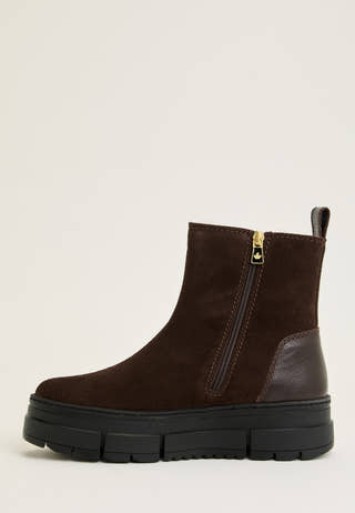 Mount Fiona Suede Boot Brown