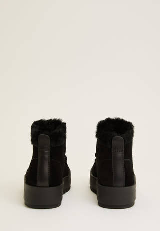 Mount Marty Moc Suede Boot Black