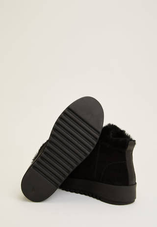 Mount Marty Moc Suede Boot Black