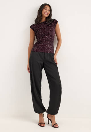 Onlnoxley Sl Sequin Top Wvn Red