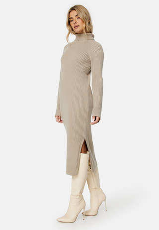 Amira knitted slit dress