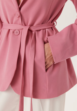 Blazer med beltedetalj