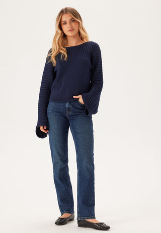 Boatneck strikkegenser