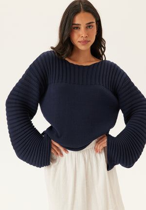 Boatneck strikkegenser