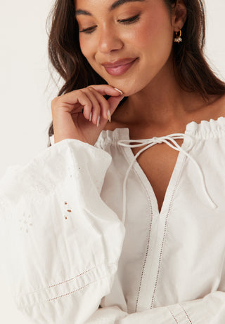 Broderie Anglaise Tie Bluse