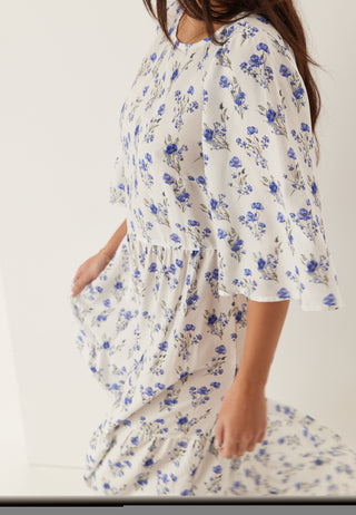 Butterfly Sleeve Maxi Dress