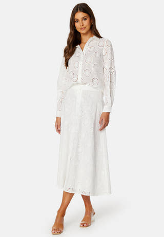 CC broderie anglaise blouse