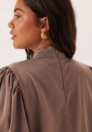 Chimney Collar Puff Sleeve Blouse