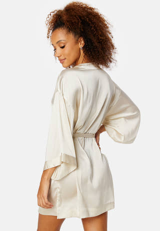 Fiora kimono robe