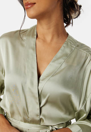 Fiora kimono robe