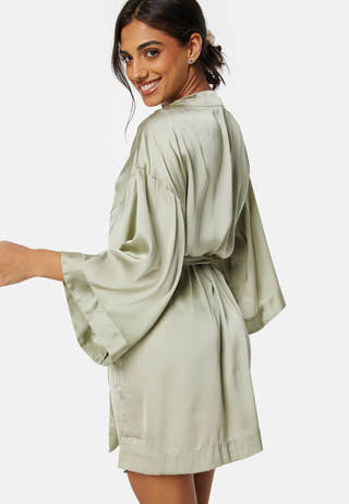 Fiora kimono robe