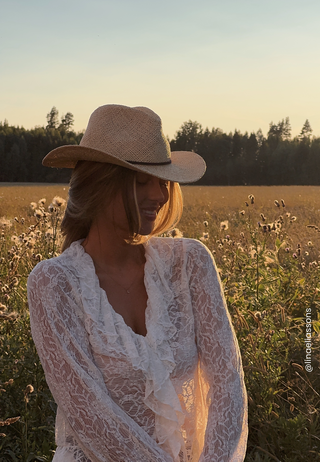 Frill Lace Bluse