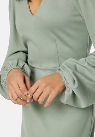 V-neck Balloon Sleeve Short Dress