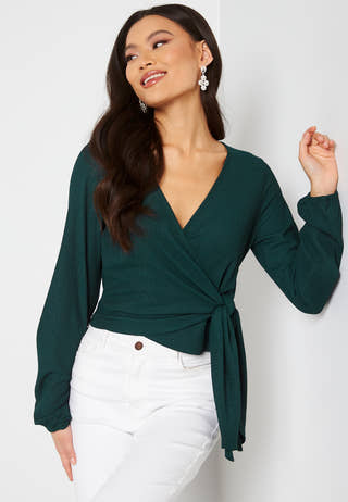 Leighton wrap top