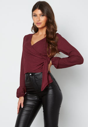 Leighton wrap top