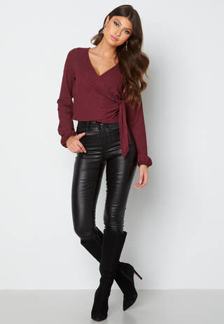 Leighton wrap top