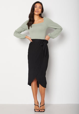 Lola pleated skirt