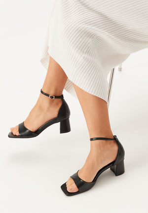 Low Heel Sandal