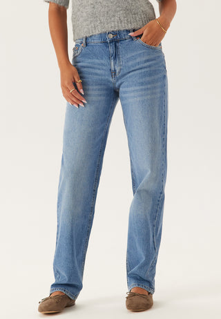 Low Waist Straight Jeans