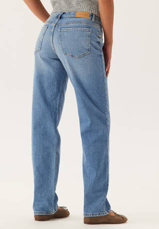 Low Waist Straight Jeans