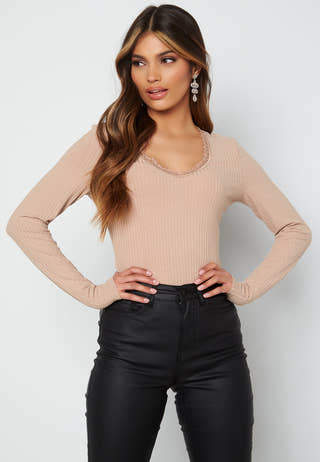 Meg lace top