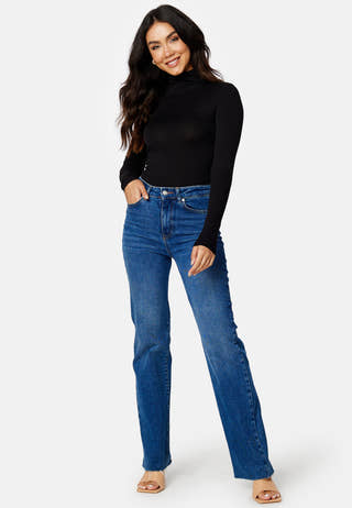 Nilea turtleneck top