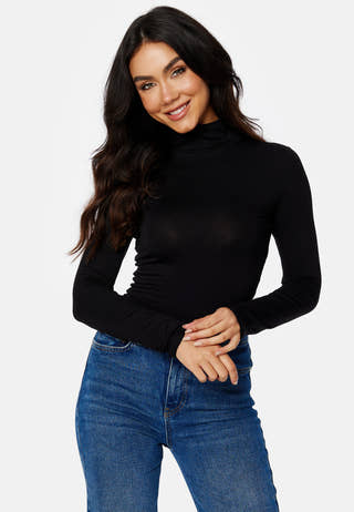 Nilea turtleneck top