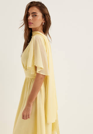 bubbleroom-occasion-chiffon-shawl-butter-yellow_2