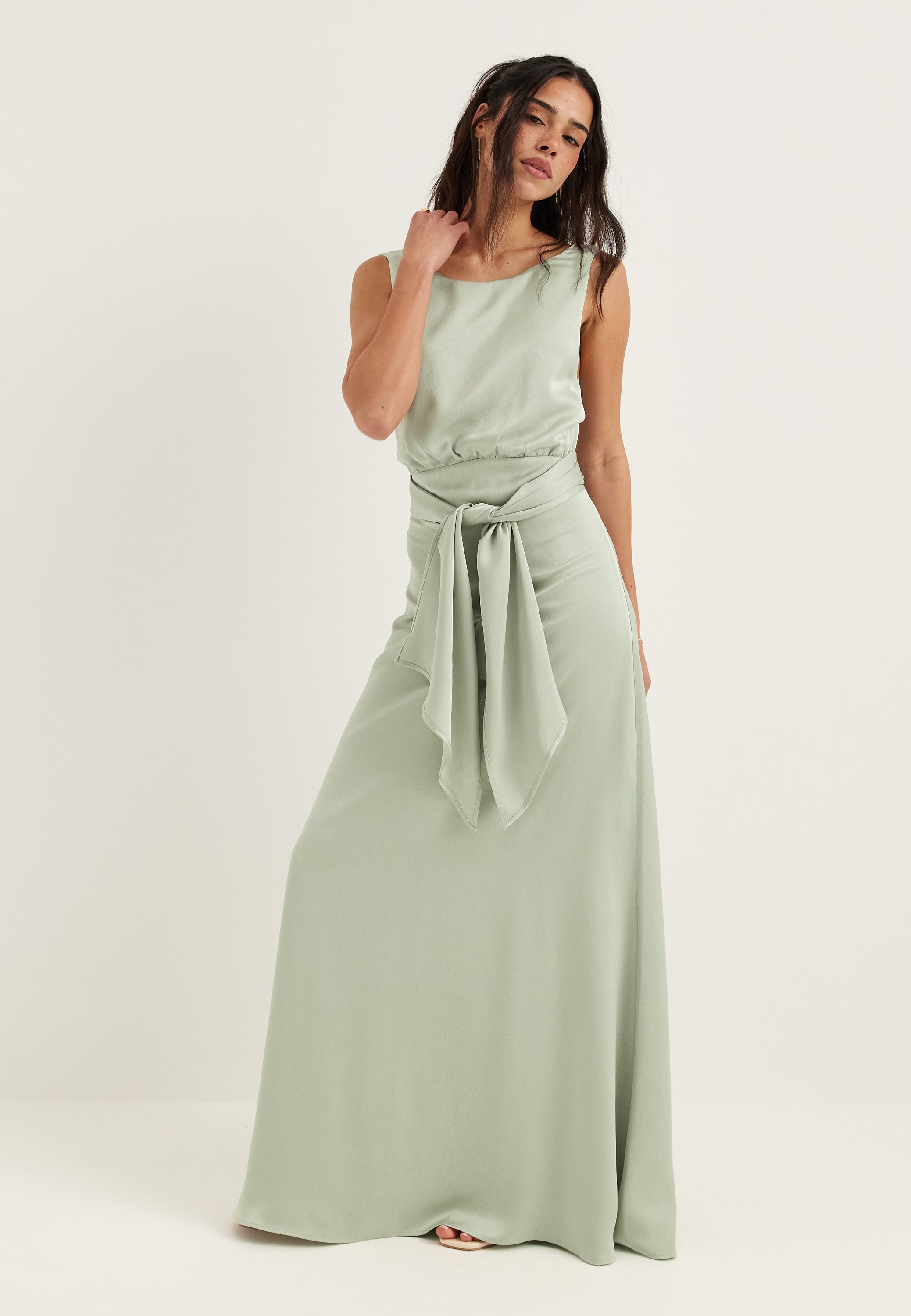Moa mattsson x bubbleroom Tie Back Shawl Satin Dress Bridesmaid dresses Green Moa mattsson x bubbleroom Tie Back Shawl Satin Dress Bridesmaid dresses Green