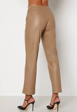 Pailin cropped PU trousers