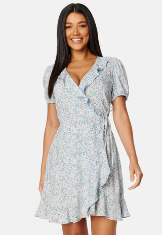 Patrinia wrap dress
