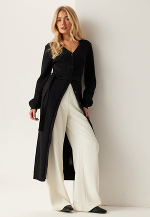 Ribbestrikket cardigan-kjole
