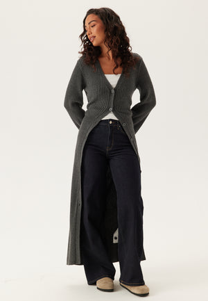 Ribbestrikket cardigan-kjole