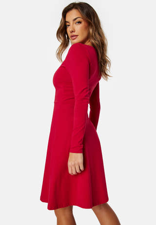 Square V-neck L/S Skater Dress