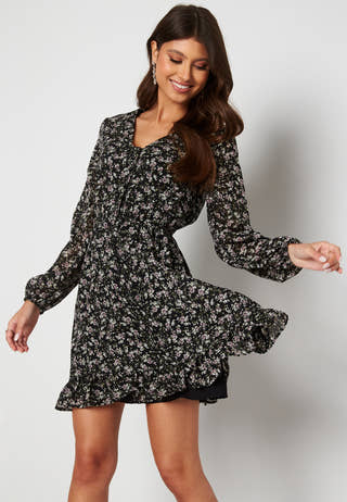 Sabrah dress