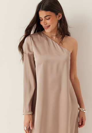 bubbleroom-satin-one-shoulder-dress-light-nougat_2