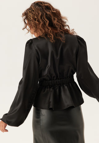 Satengbluse med V-hals
