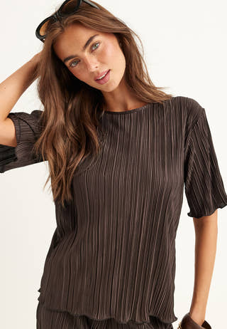 Short Sleeve Pleated Top