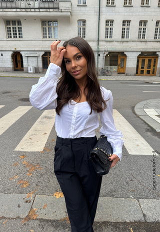 Sweetheart Neck Poplin Shirt