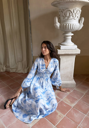 CC V-neck Viskosekjole med Lange Ermer